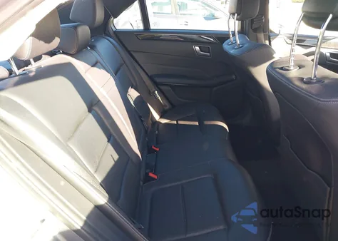 2015 Mercedes-Benz E 350 z USA, uszkodzony, nr VIN WDDHF5KB7FB089114